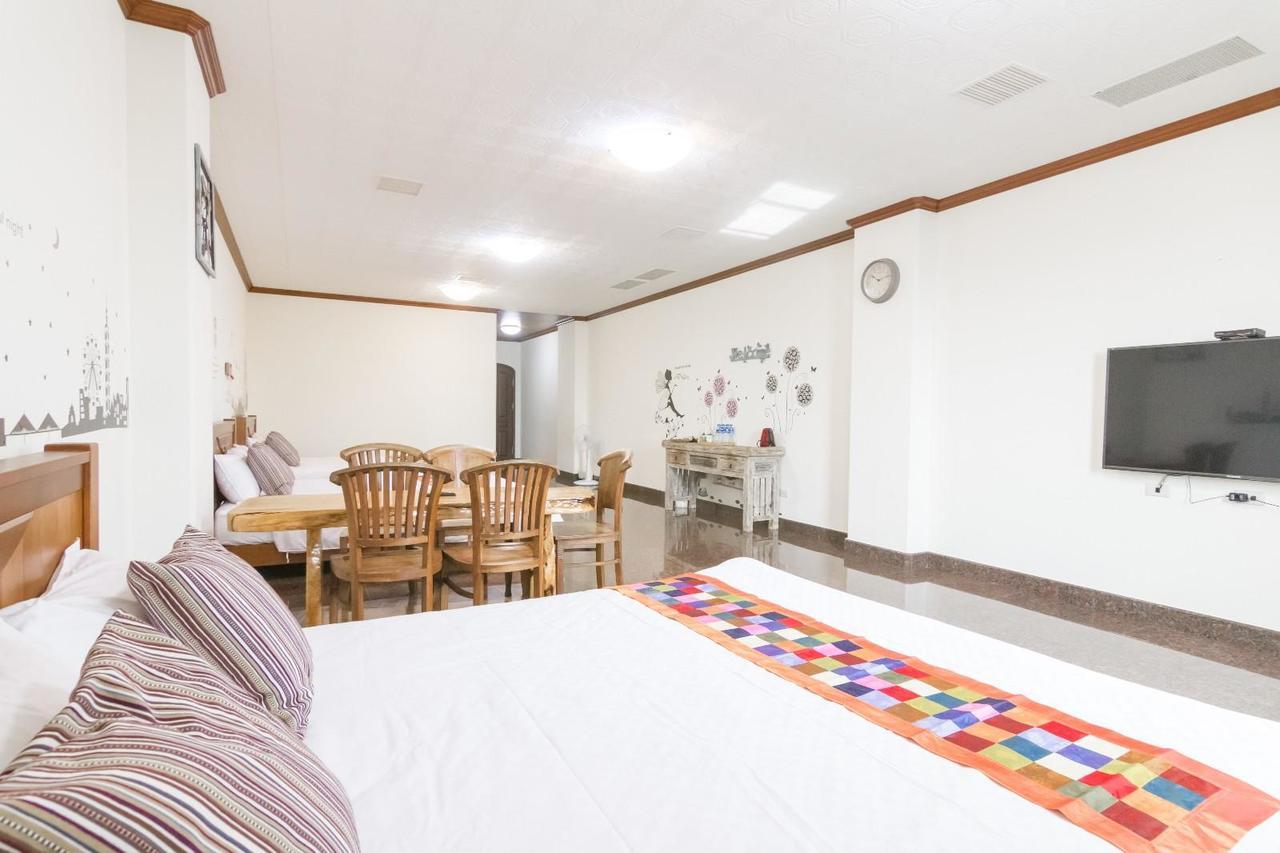 Tainan Yi Home Екстериор снимка