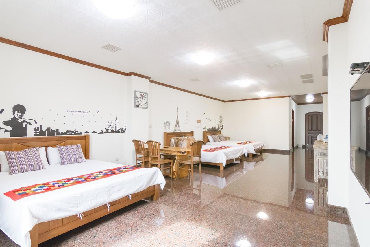 Tainan Yi Home Екстериор снимка