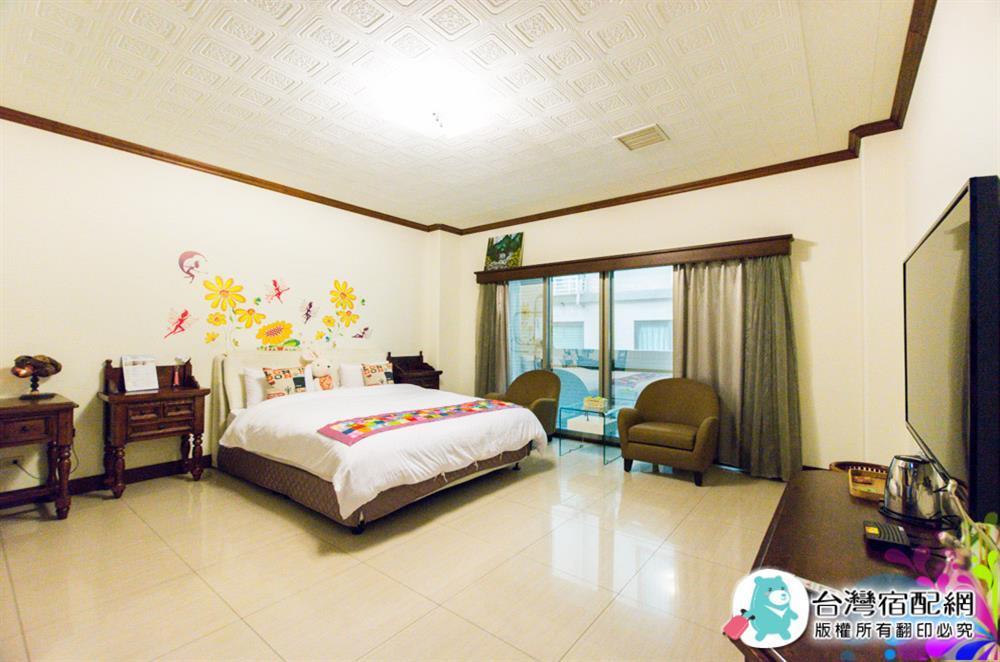 Tainan Yi Home Екстериор снимка